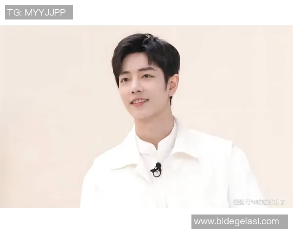 肖战与足球明星的精彩对决:谁能在球场与舞台上赢得更多掌声与荣耀